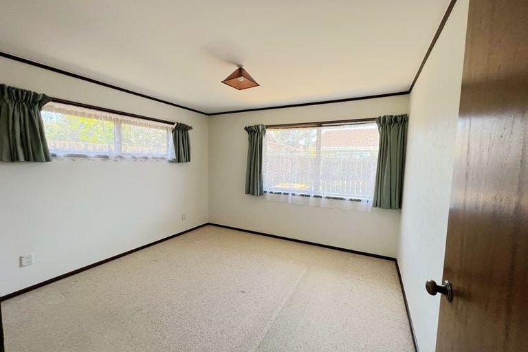 Photo of property in 64b Sunderlands Road, Half Moon Bay, Auckland, 2012