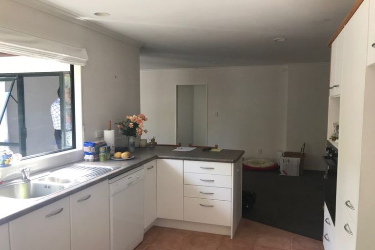 Photo of property in 7 Devana Court, Torbay, Auckland, 0630