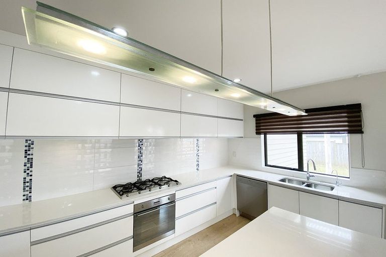 Photo of property in 41 Castlebane Drive, Flat Bush, Auckland, 2019