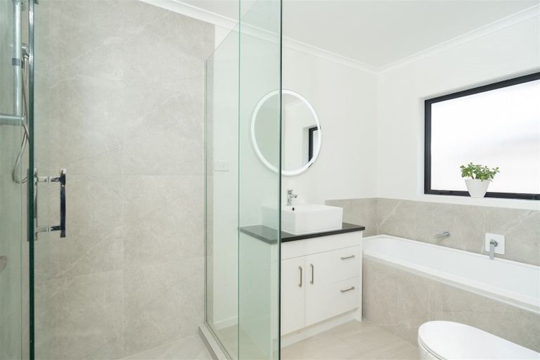 Photo of property in 4 Arahi Place, Rototuna North, Hamilton, 3210