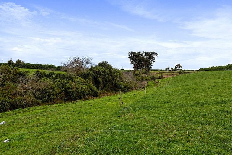 Photo of property in 405 Normanby Road, Okaiawa, Hawera, 4671