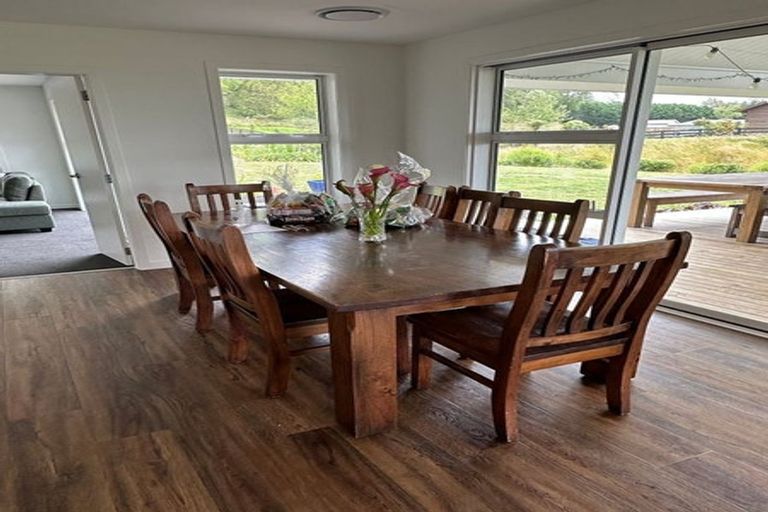 Photo of property in 12 Lochinvar Lane, Acacia Bay, Taupo, 3385