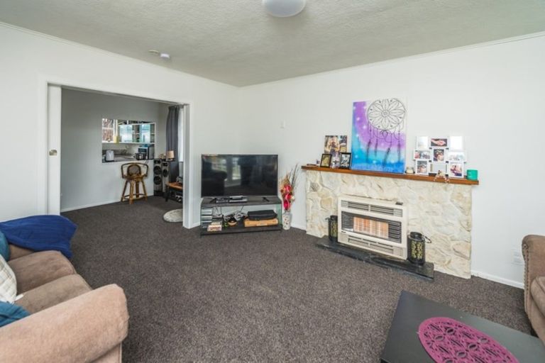 Photo of property in 21 Camellia Avenue, Aramoho, Whanganui, 4500