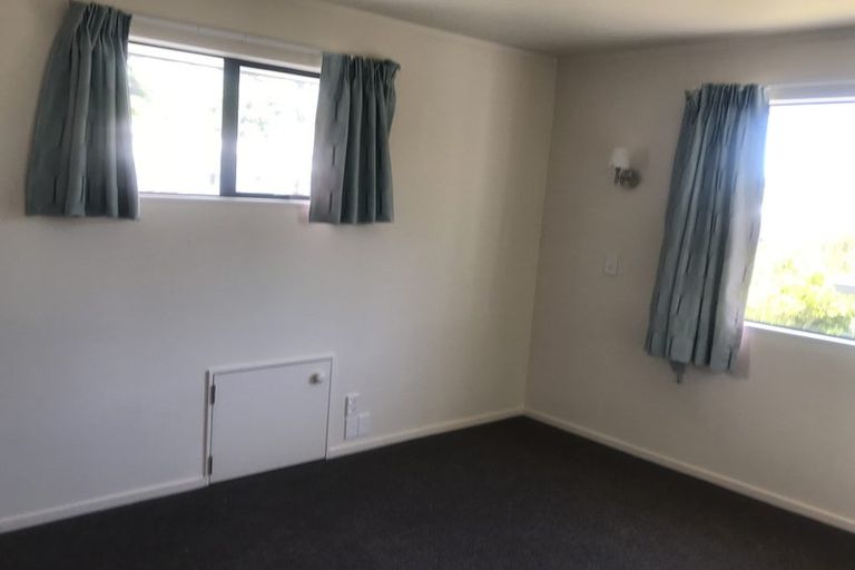 Photo of property in 193 Westchester Drive, Churton Park, Wellington, 6037