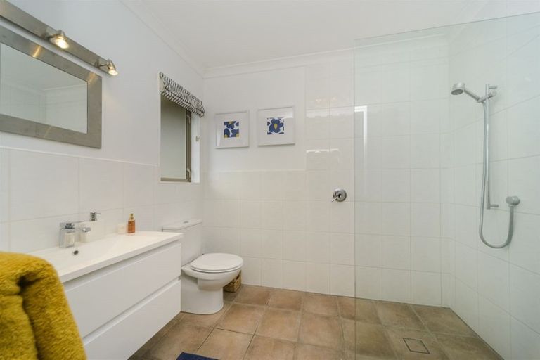 Photo of property in 72 Aranui Road, Kairanga, Palmerston North, 4475