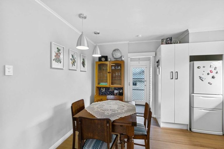 Photo of property in 169 Studholme Street, Morrinsville, 3300