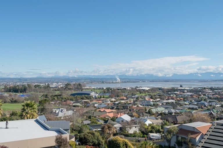 Photo of property in 18 Clairmont Heights, Stoke, Nelson, 7011