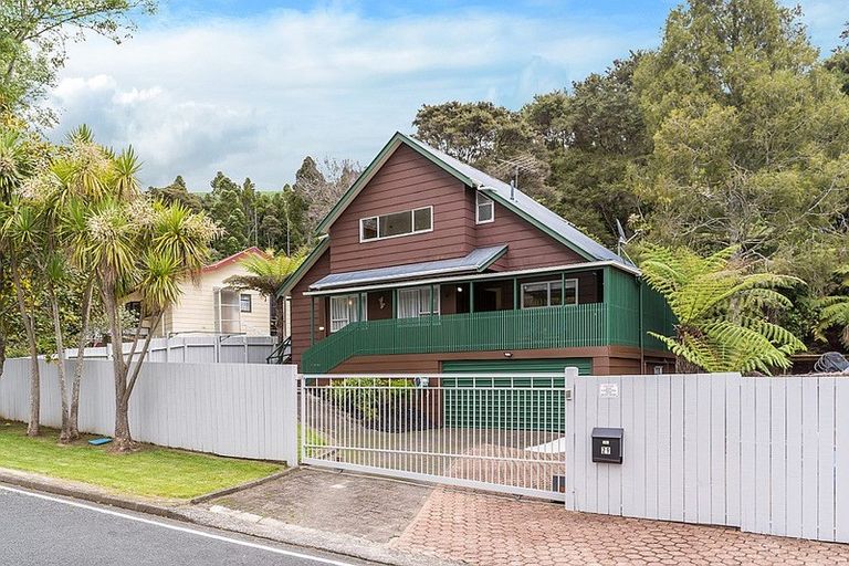 Photo of property in 29 Wirihana Road, Titirangi, Auckland, 0604