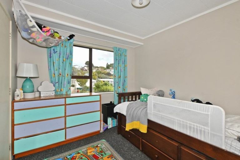 Photo of property in 10a Logan Place, Te Kamo, Whangarei, 0112