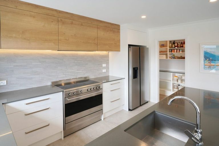 Photo of property in 68 Parsonage Road, Woodend, 7610