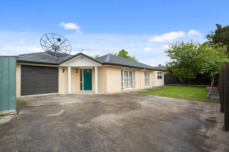 Photo of property in 20a St Leonards Road, Kelston, Auckland, 0602