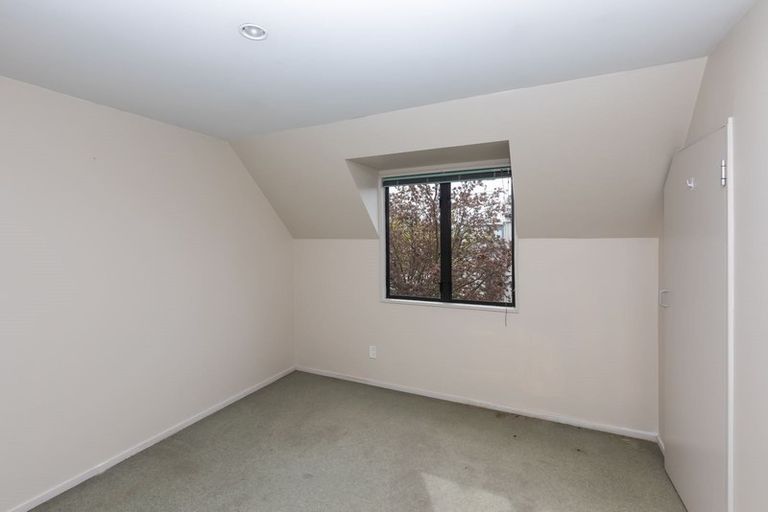 Photo of property in 2/455 Barbadoes Street, Edgeware, Christchurch, 8013
