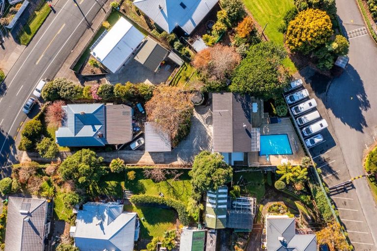 Photo of property in 219a Tukapa Street, Westown, New Plymouth, 4310