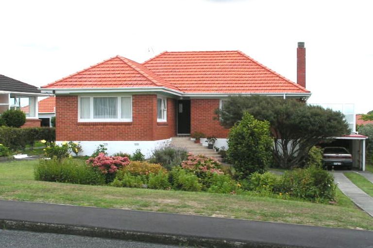 Photo of property in 39 Norman Road, Hauraki, Auckland, 0622
