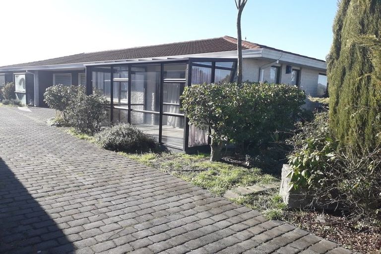 Photo of property in 1/200 Sawyers Arms Road, Bishopdale, Christchurch, 8053