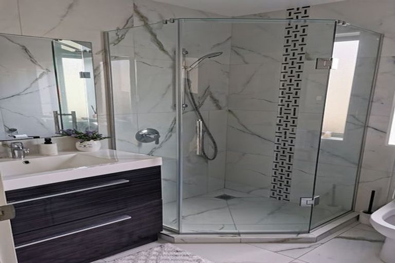 Photo of property in 28 Harris Drive, Silverdale, 0932