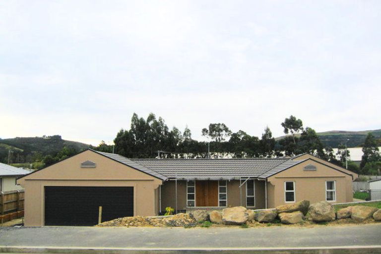 Photo of property in 37 Duxford Crescent, Fairfield, Dunedin, 9018
