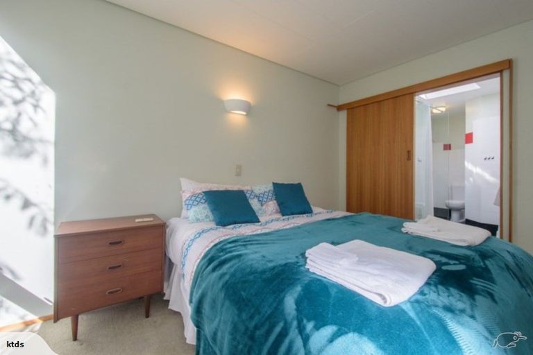 Photo of property in 8 Veint Crescent, Queenstown, 9300