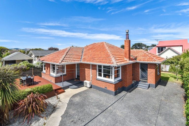 Photo of property in 18a Coughtrey Street, Saint Clair, Dunedin, 9012