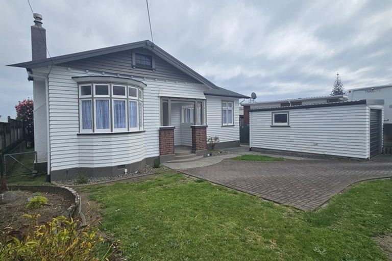 Photo of property in 46 Sackville Street, Fitzroy, New Plymouth, 4312