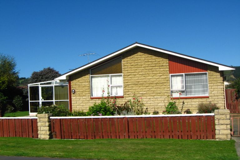 Photo of property in 71 Doon Street, Mosgiel, 9024