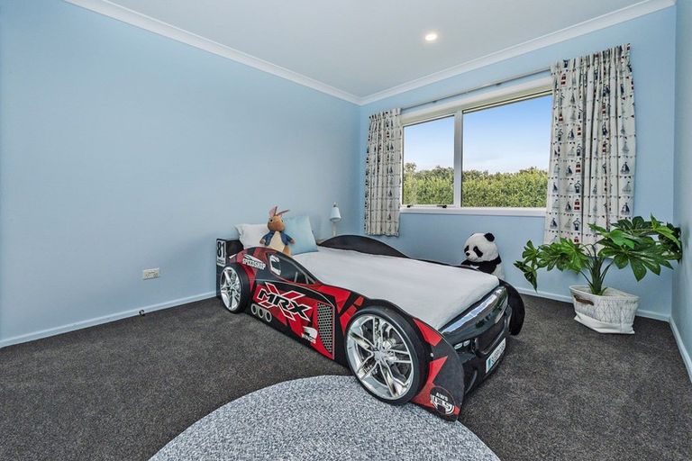 Photo of property in 60 Jacks Drive, West Melton, 7618