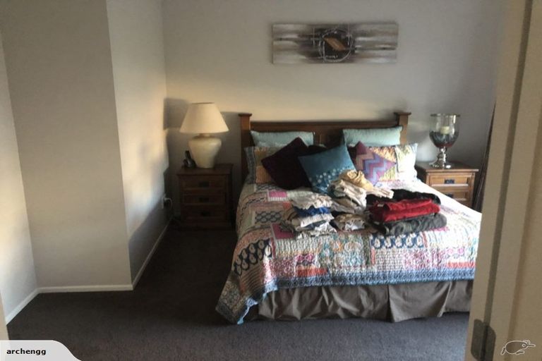 Photo of property in 131 Redoubt Road, Goodwood Heights, Auckland, 2105