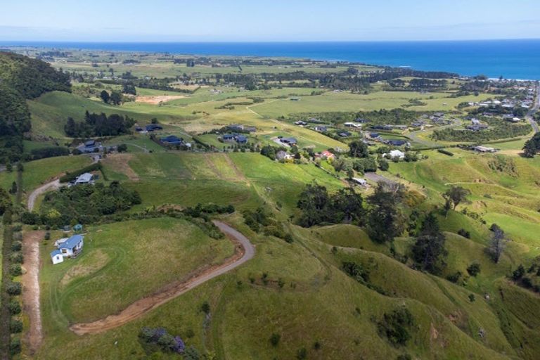 Photo of property in 167 Wairau Road, Kaitake, New Plymouth, 4374