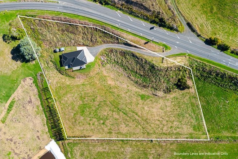 Photo of property in 411 Tuhikaramea Road, Temple View, Hamilton, 3290