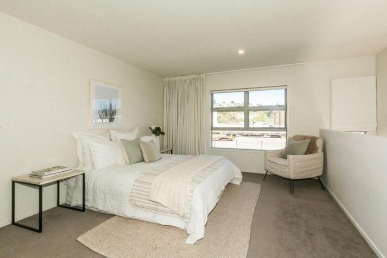 Photo of property in 12 Winston Lane, Ahuriri, Napier, 4110