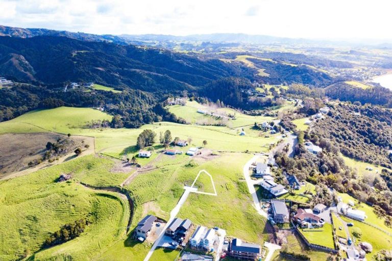 Photo of property in 8 Aquarius Lane, Langs Beach, 0582