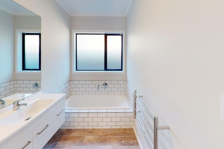 Photo of property in 53 Hereford Street, Marton, 4710