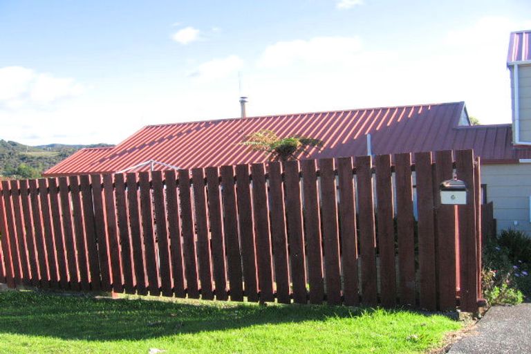 Photo of property in 6a-b Yorke Road, Haruru, 0204