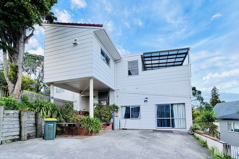 Photo of property in 152 Weatherly Road, Torbay, Auckland, 0630