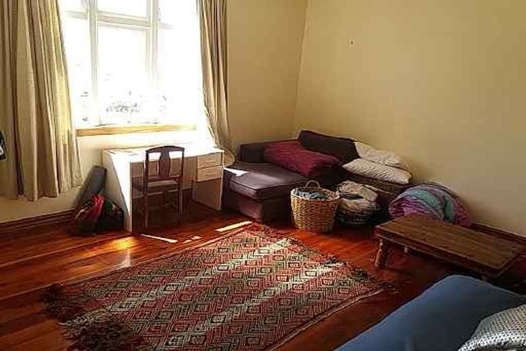 Photo of property in 78 Farnham Street, Mornington, Wellington, 6021