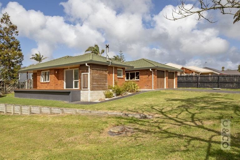 Photo of property in 46 Merlot Heights, Huapai, Kumeu, 0810