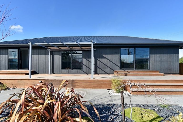 Photo of property in 16 Corhampton Street, Aranui, Christchurch, 8061