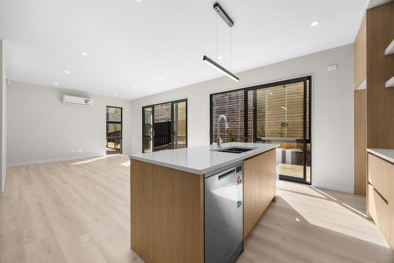 Photo of property in 30 Bannockburn Road, Opaheke, 2113