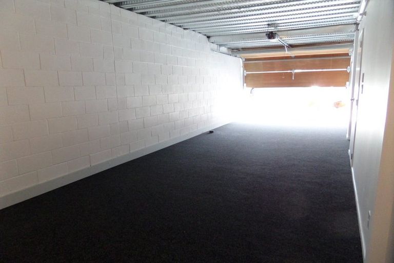 Photo of property in 15/10 Silver Moon Road, Albany Heights, Auckland, 0632