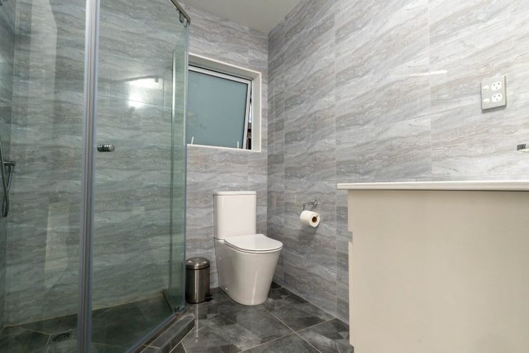 Photo of property in 6 Orona Way, Papatoetoe, Auckland, 2025