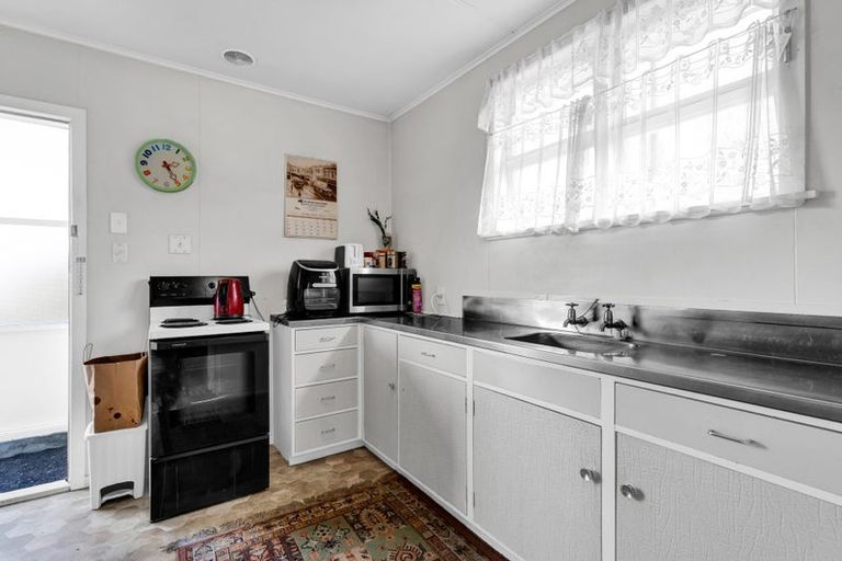 Photo of property in 27a Rimu Street, Inglewood, 4330