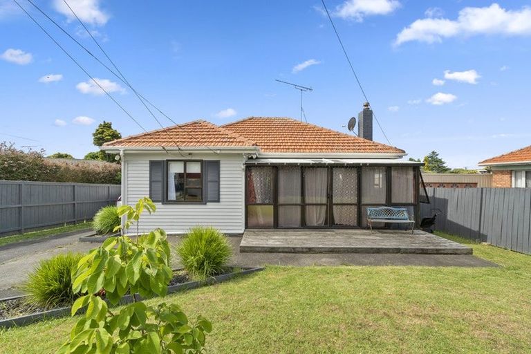 Photo of property in 1/18 Ashlynne Avenue, Papatoetoe, Auckland, 2025