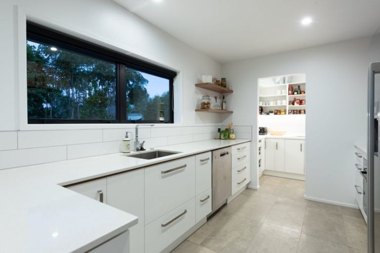 Photo of property in 82 Maungawhare Place, Otumoetai, Tauranga, 3110