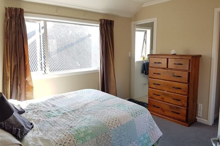 Photo of property in 15b Grove Road, Addington, Christchurch, 8024