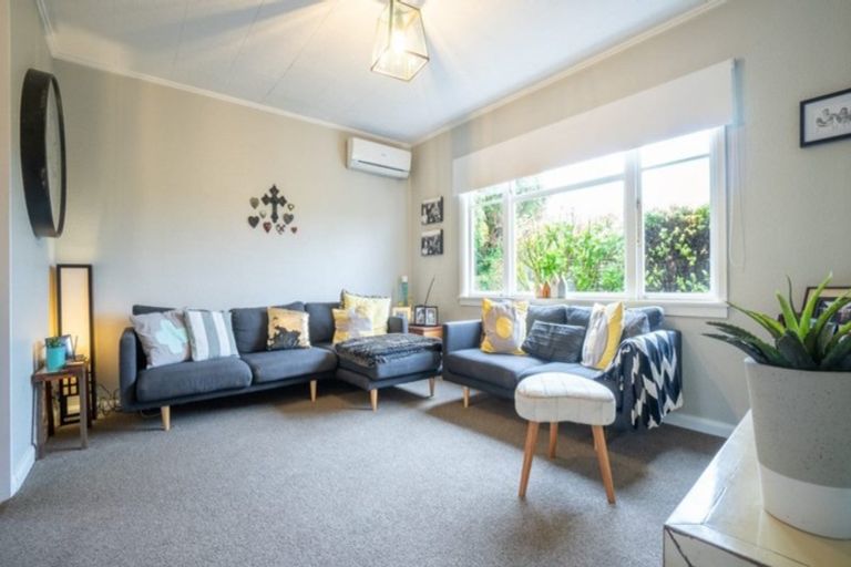 Photo of property in 19 East Street, Terrace End, Palmerston North, 4410