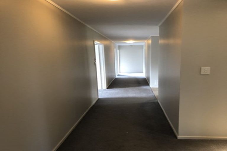Photo of property in 9 Inchinnam Road, Flat Bush, Auckland, 2016