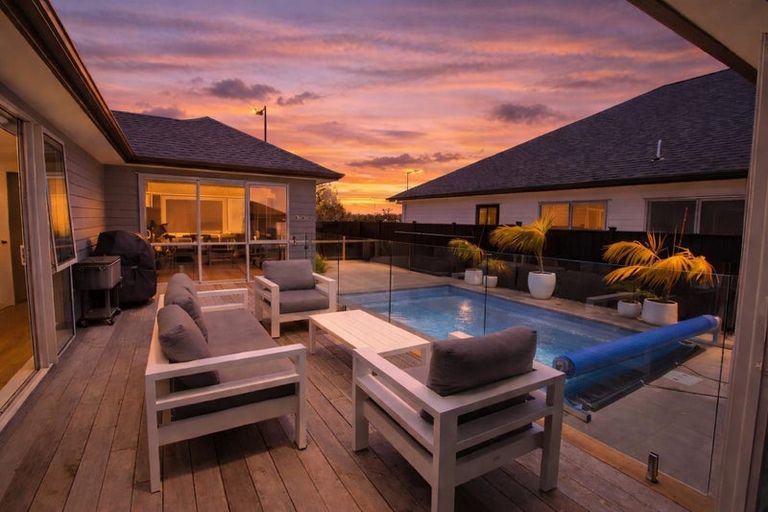 Photo of property in 216 Wainui Road, Silverdale, 0932