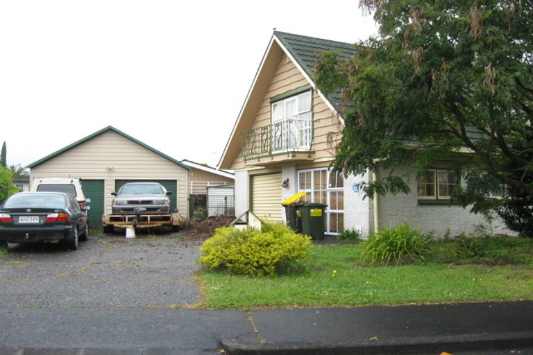 Photo of property in 16 Magnolia Avenue, Opaheke, Papakura, 2113