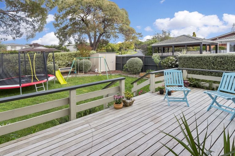 Photo of property in 1/20 La Perouse Street, Botany Downs, Auckland, 2010