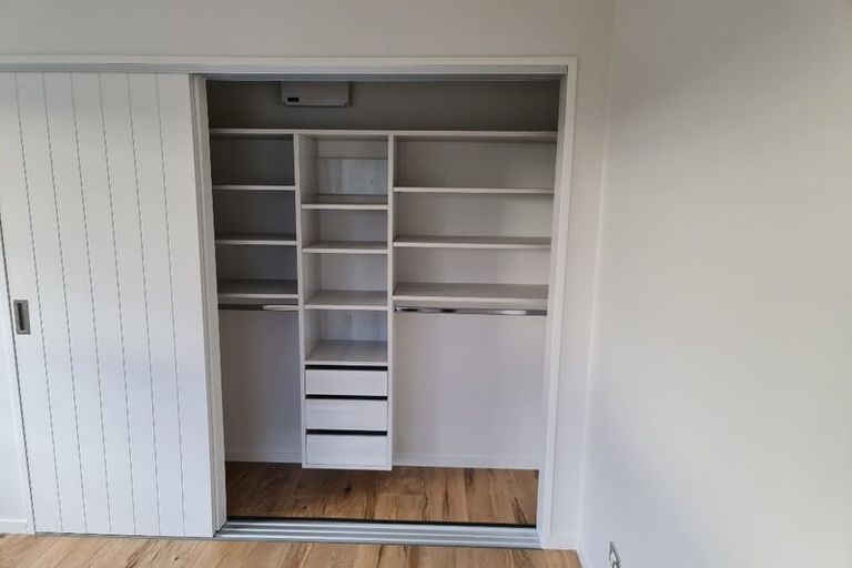 Photo of property in 12 Tekapo Rise, Fairview Heights, Auckland, 0632